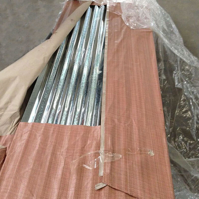Padrão de JIS G3302 galvanizado telhando a folha resistente à corrosão