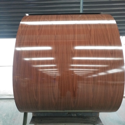 910mm PPGI Prepainted a cor de aço da bobina 3-25um revestida bobina o tijolo de madeira