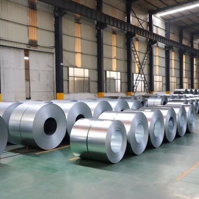 O aço 600mm-1250mm do Galvalume de DX54D Aluzinc laminou a construção de aço da bobina