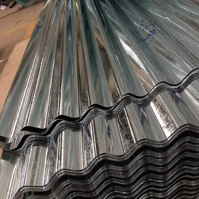 Z125 galvanizou folhas que telhando onduladas o ISO SGCC corrugou as folhas de metal 4x8