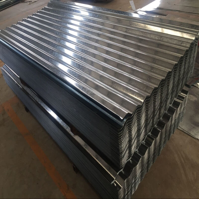 Painel ondulado de aço galvanizado do telhado tão exigem cor e o brilho é rico