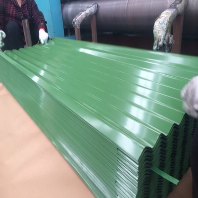 O telhado do metal do verde do PE 30-275g/M2 almofada RAL 9012 coloriu folhas de metal onduladas